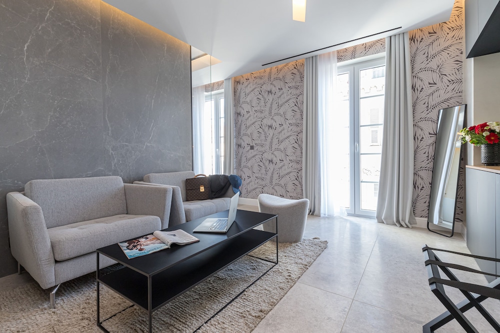 Le Dortoir Boutique Suites