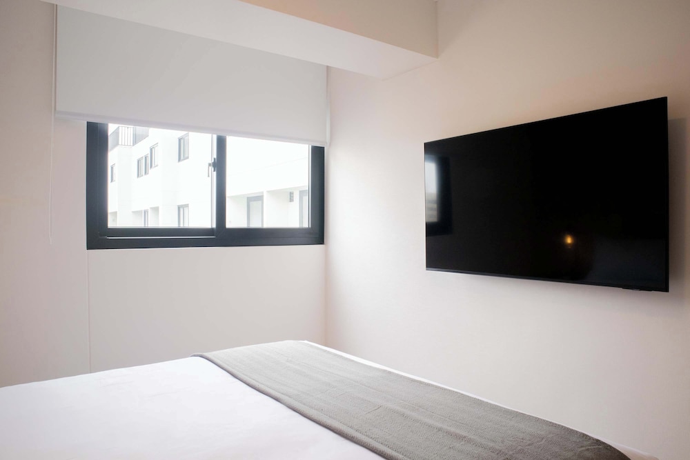 w Bright 2BR w Balconny in Miraflores
