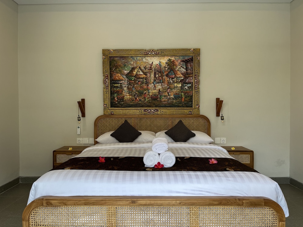 Pondok Eka Wood view 2