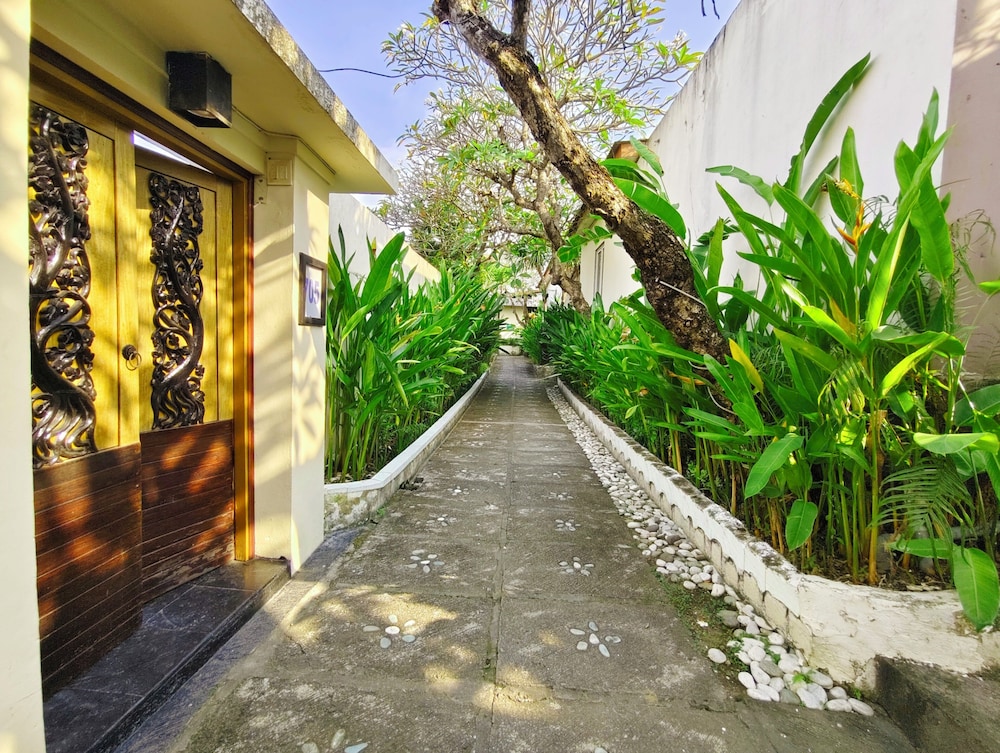 Private Pool Villas Kuta