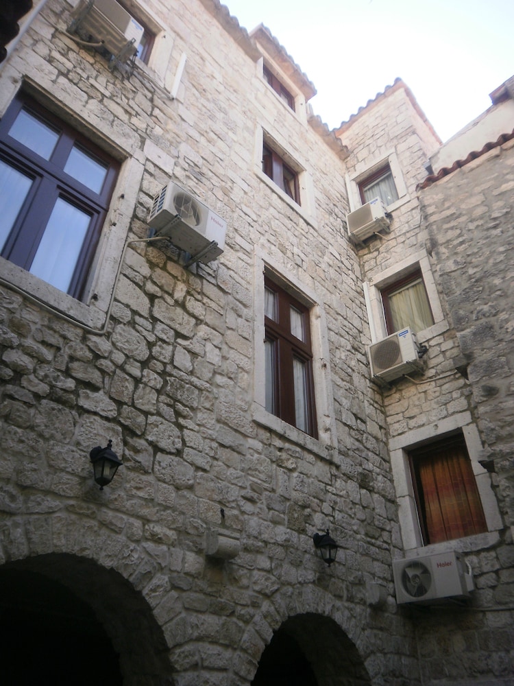 Photo 27