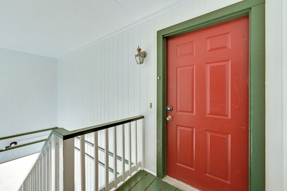 Nacogdoches Condo Half-mi to Sfa: Pets Welcome