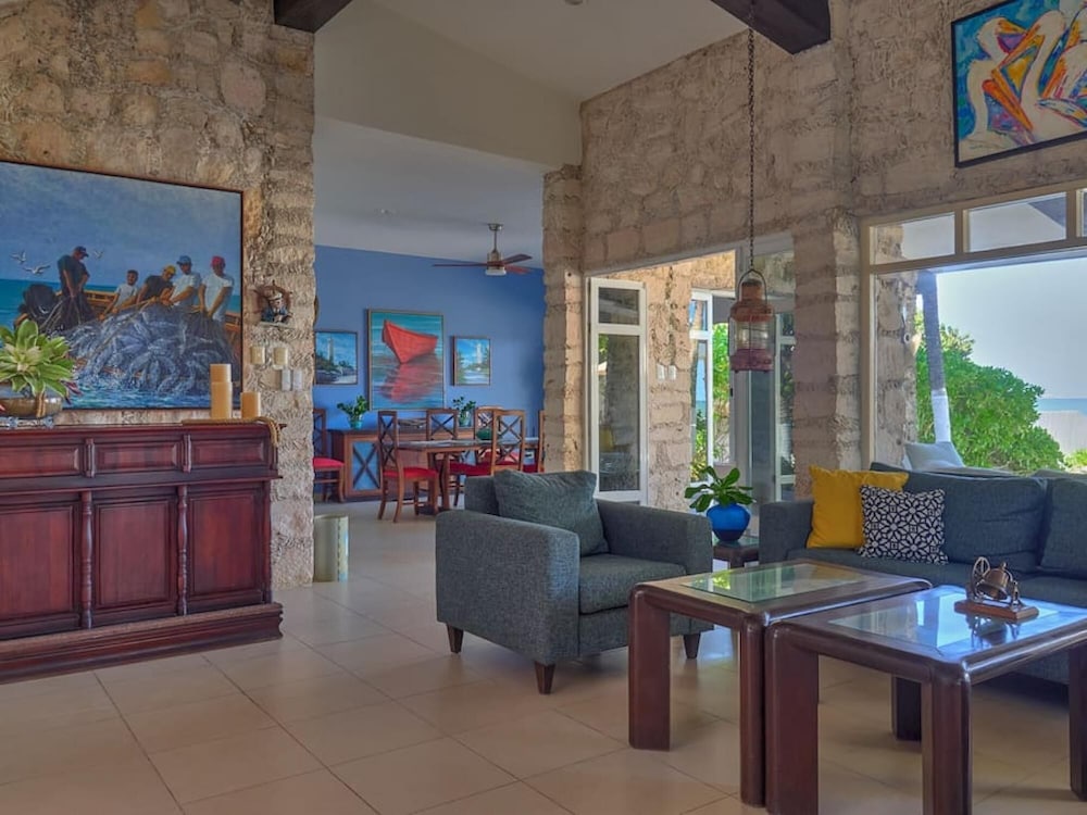 Casa del Navegante - Yucatan Home Rentals view 3