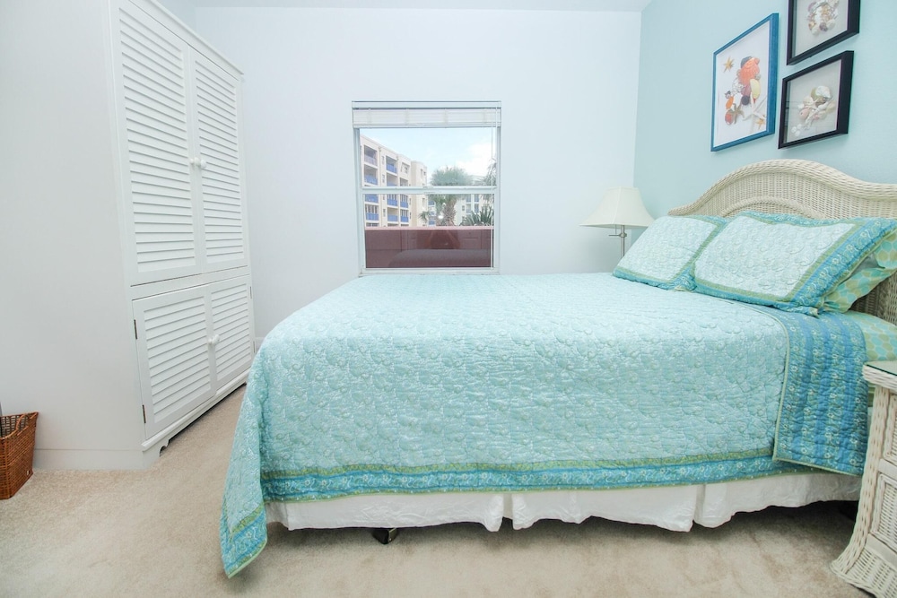 Oceanwalk 9-204