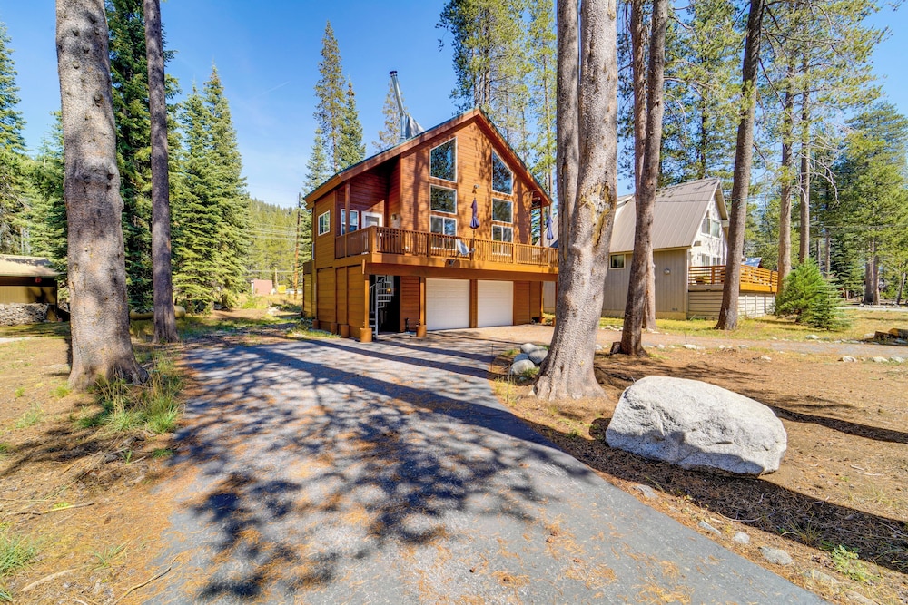 Snowshoe & Sled On-site! Soda Springs Cabin view 3
