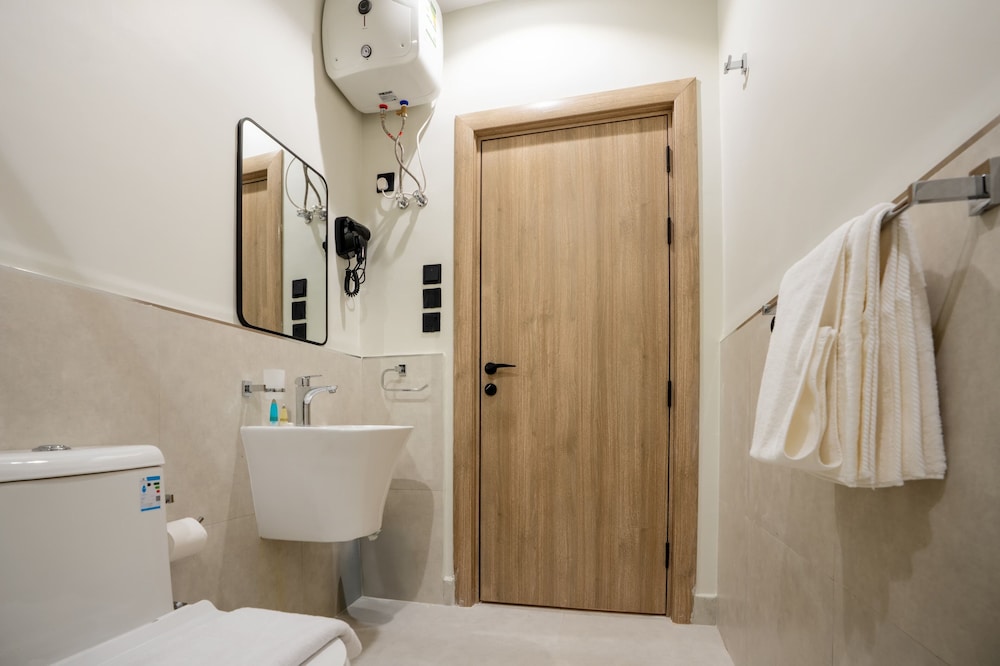 Aljood Residence-BY CH
