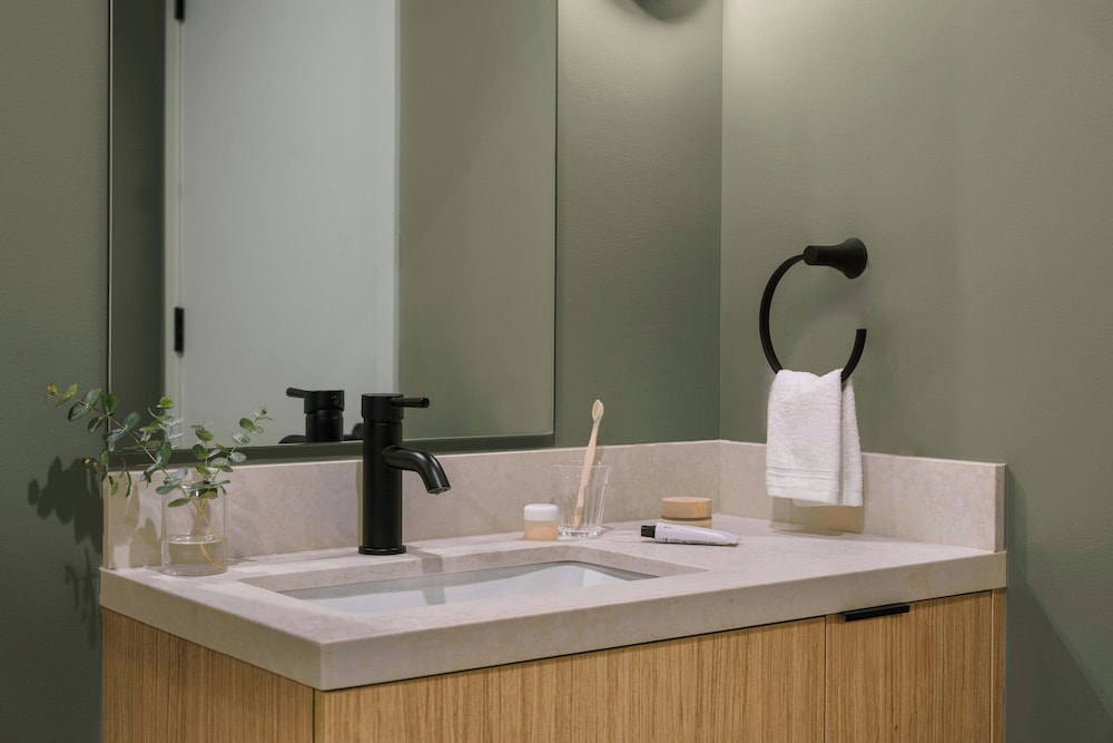 Sonder by Marriott Bonvoy Onterie Apartments Magnificent Mile