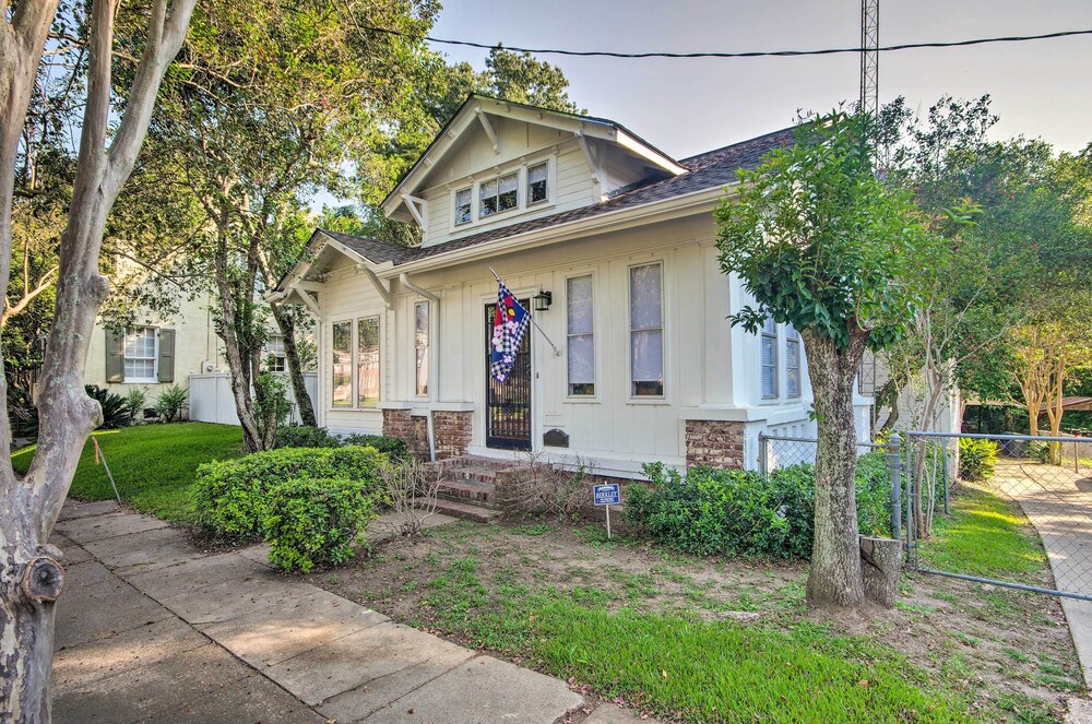 Pet-friendly Natchez Home: Walk to Downtown! view 5