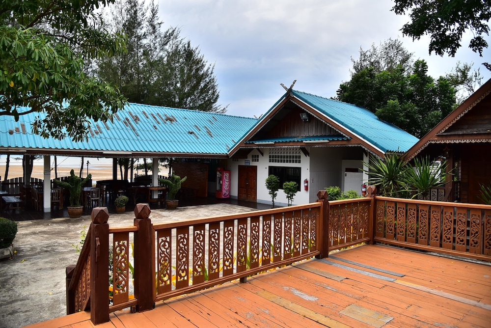 Little Home Beach