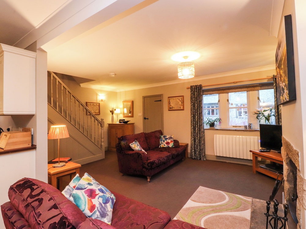 Woodside Cottage
