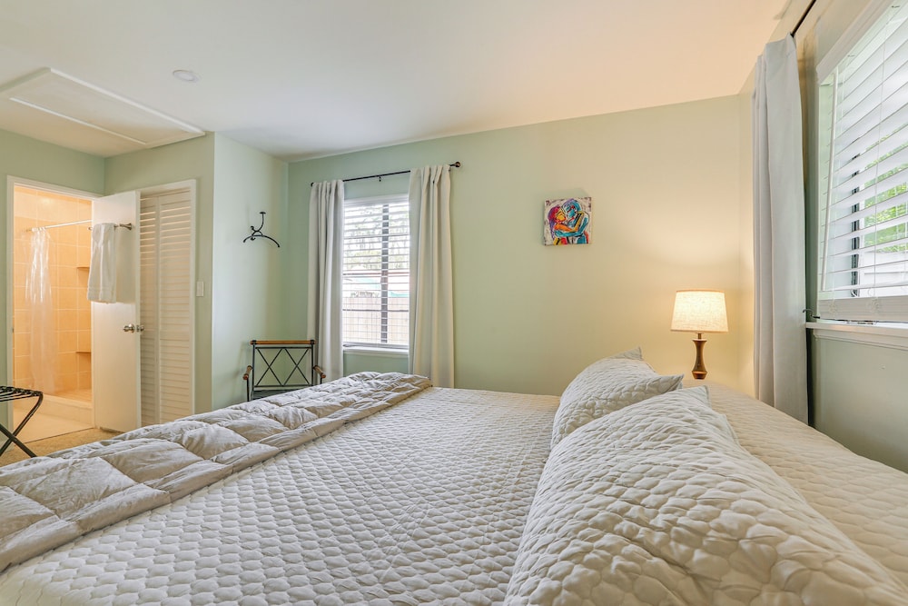 3 Mi to Dtwn Fort Myers: Apt w/ Outdoor Space