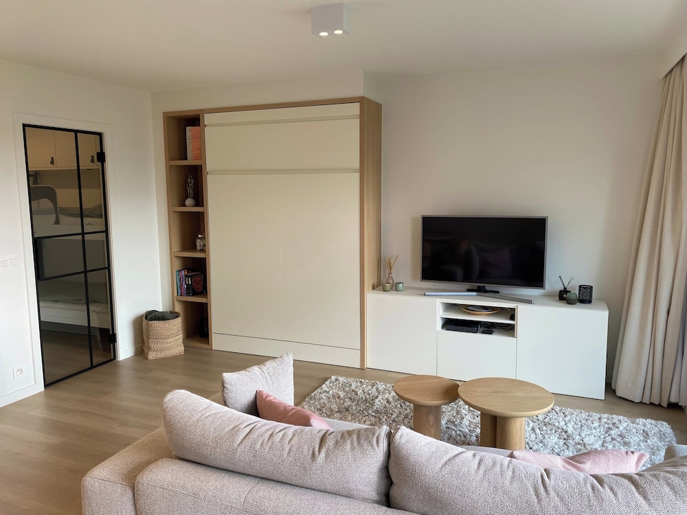 Apartment in Nieuwpoort With Terrace