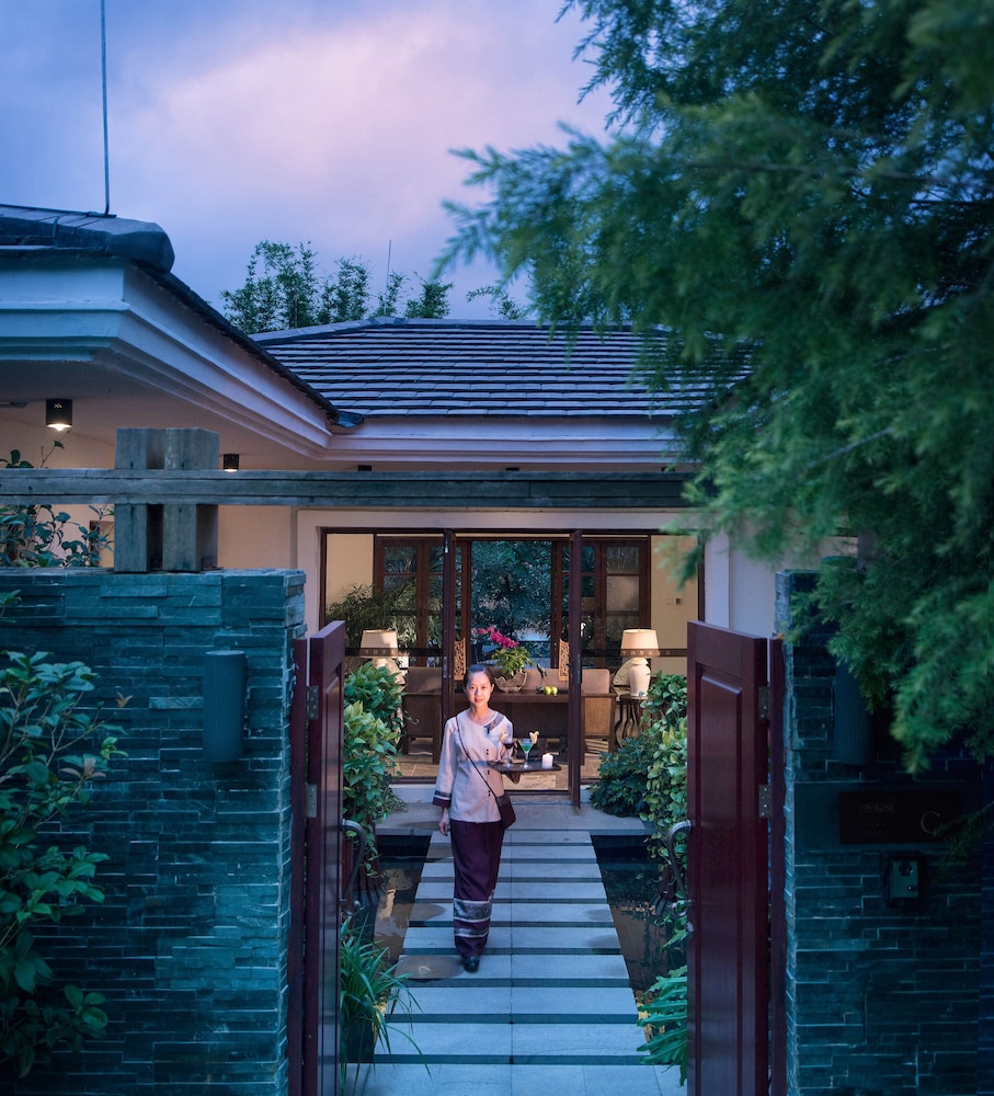 GLOBAL MIGRATORY BIRDS RESORT HOTEL