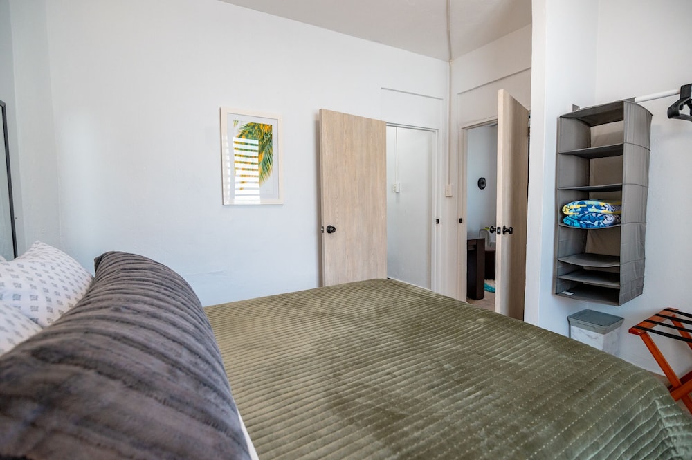 2 Santurce 1 Bedroom 1 Bathroom Apt view 4