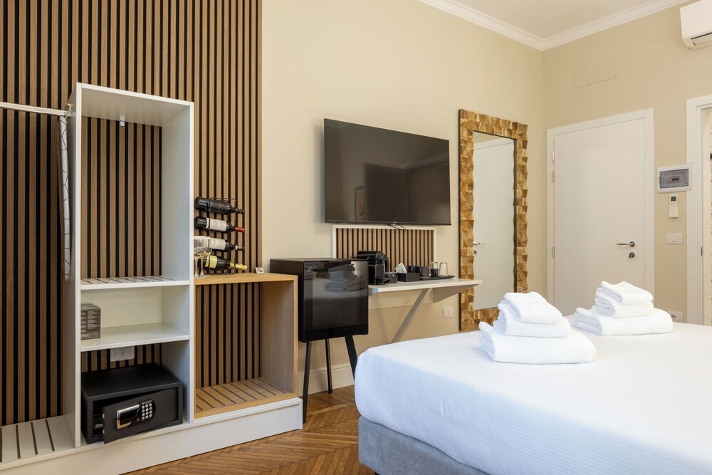 Pier Capponi 17 Room & Suites