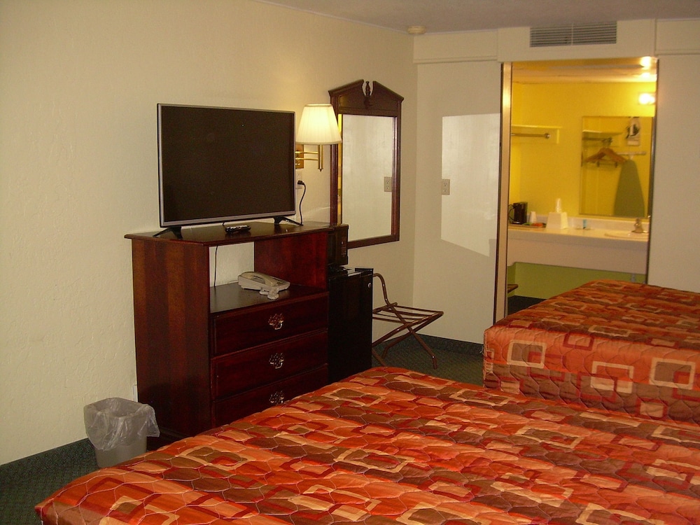 North Platte Vacations - 83 Motel - Property Image 4