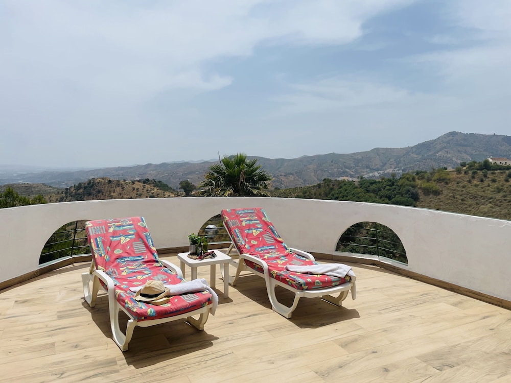 Casa Rural Comares con Piscina Privada by At Home