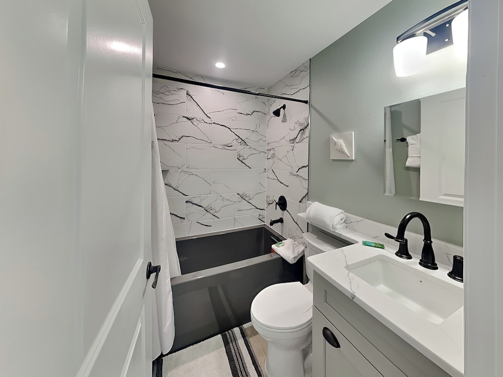 Seaside 5 by Distinctive Beach Rentals