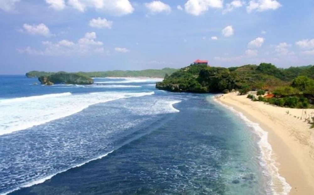 Amini Guest House