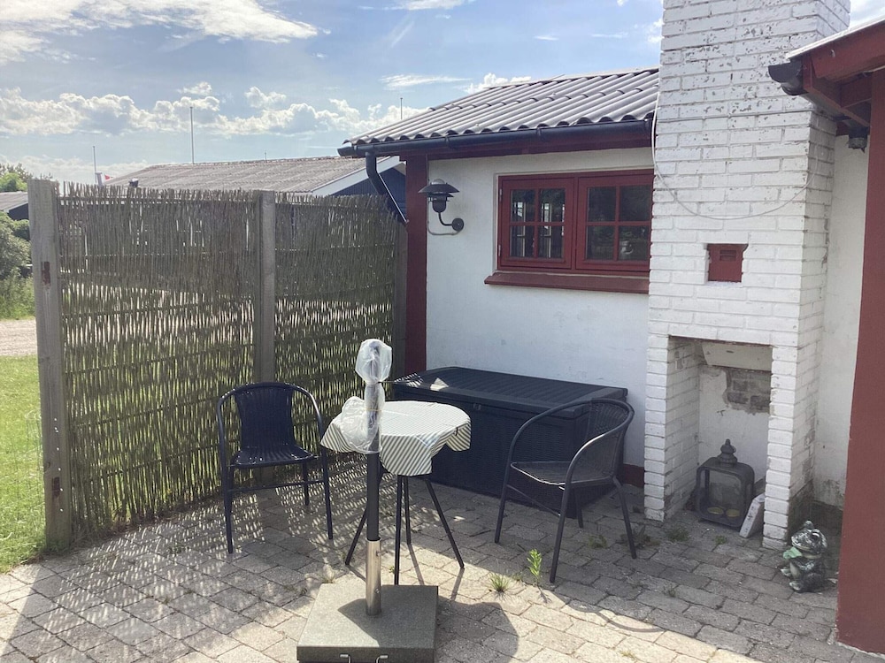6 Person Holiday Home in Logstor