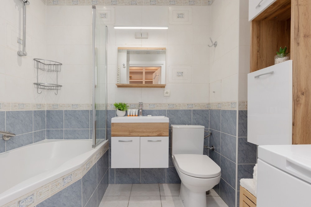 Apartment in Warsaw Ursus by Renters view 3