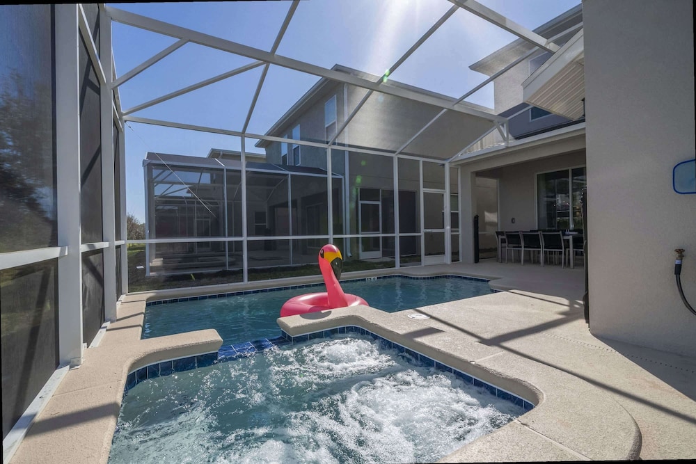 Themed 5Bd Family Villa w Pool Spa Near Disney