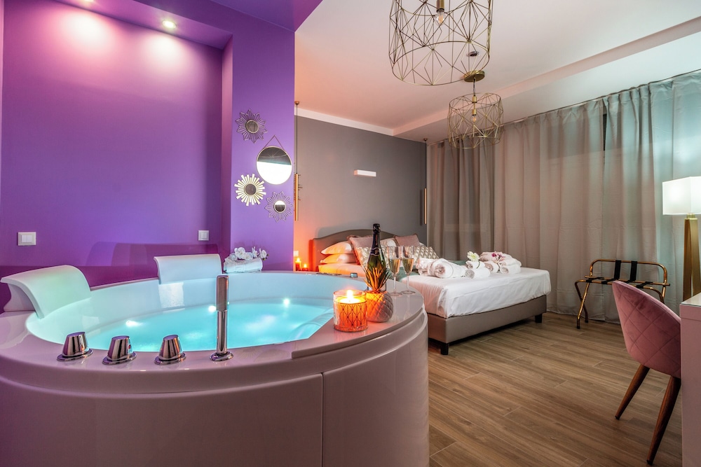 4 Star Suite SPA