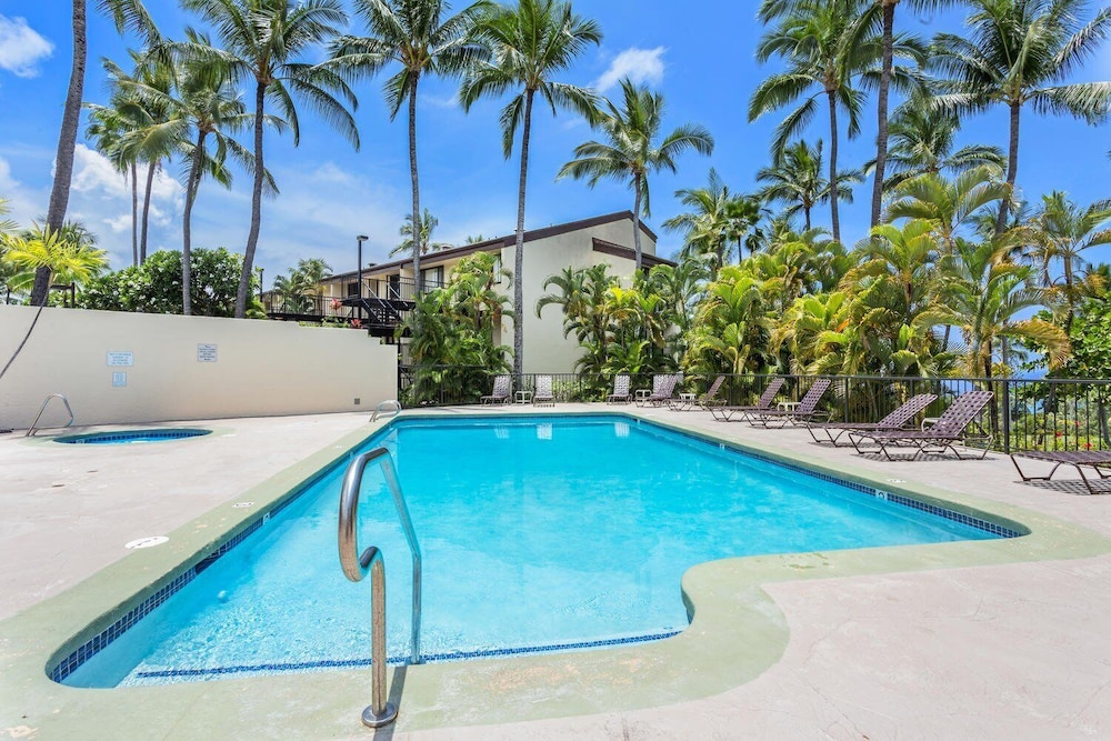 Ocean and Golf Course Views - Pool- vrKCV