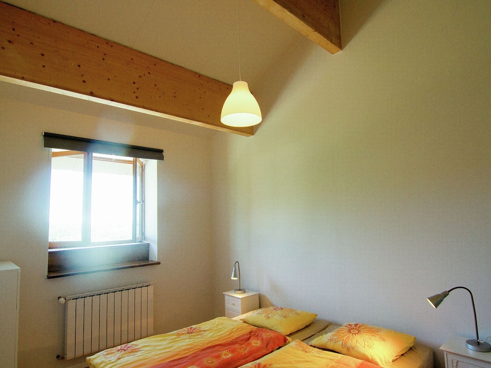 Photo 38