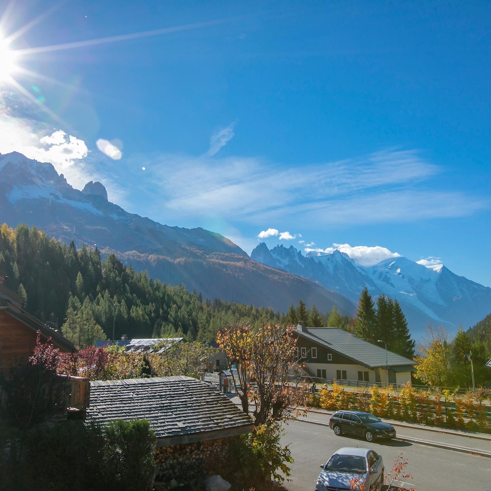 Chalet Charpoua in Le Tour Argenti re