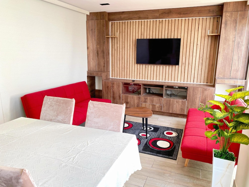 Ocean View Apartment - Costa Lounge (1503)