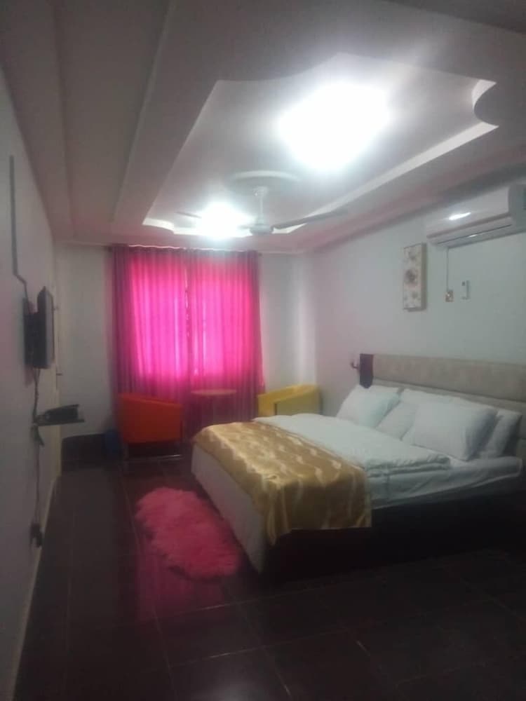 Ama Serwaa Lodge view 4
