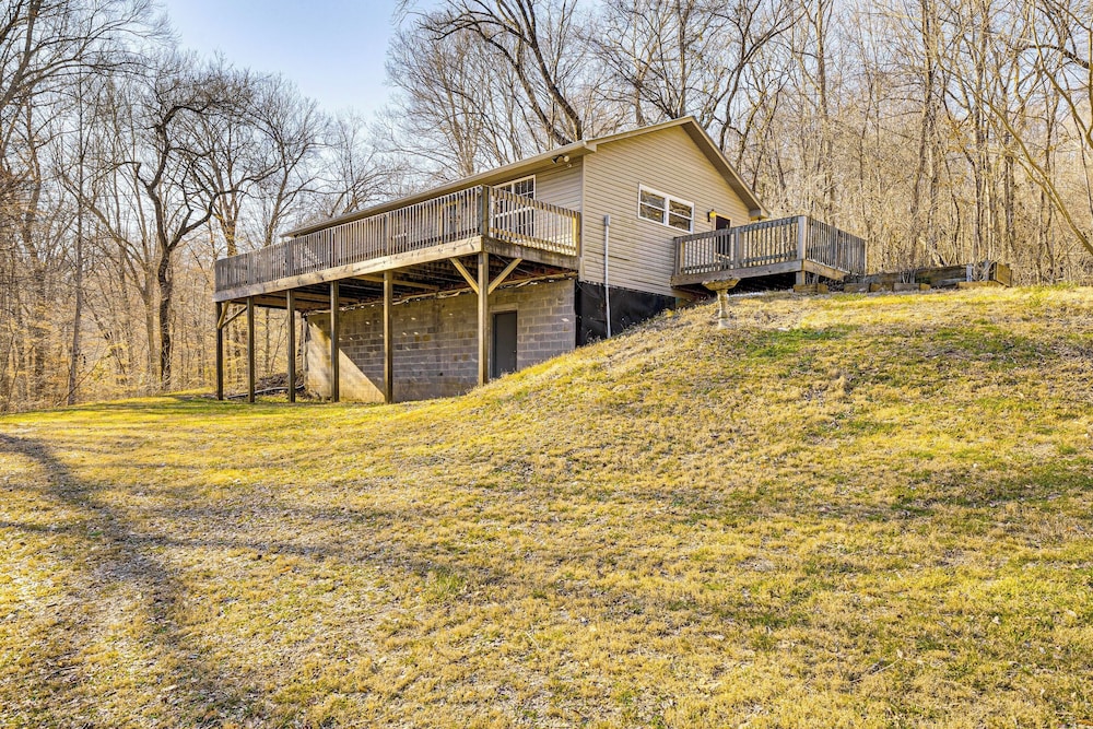 Peaceful Cabin at Lake Logan w/ Spacious Yard!