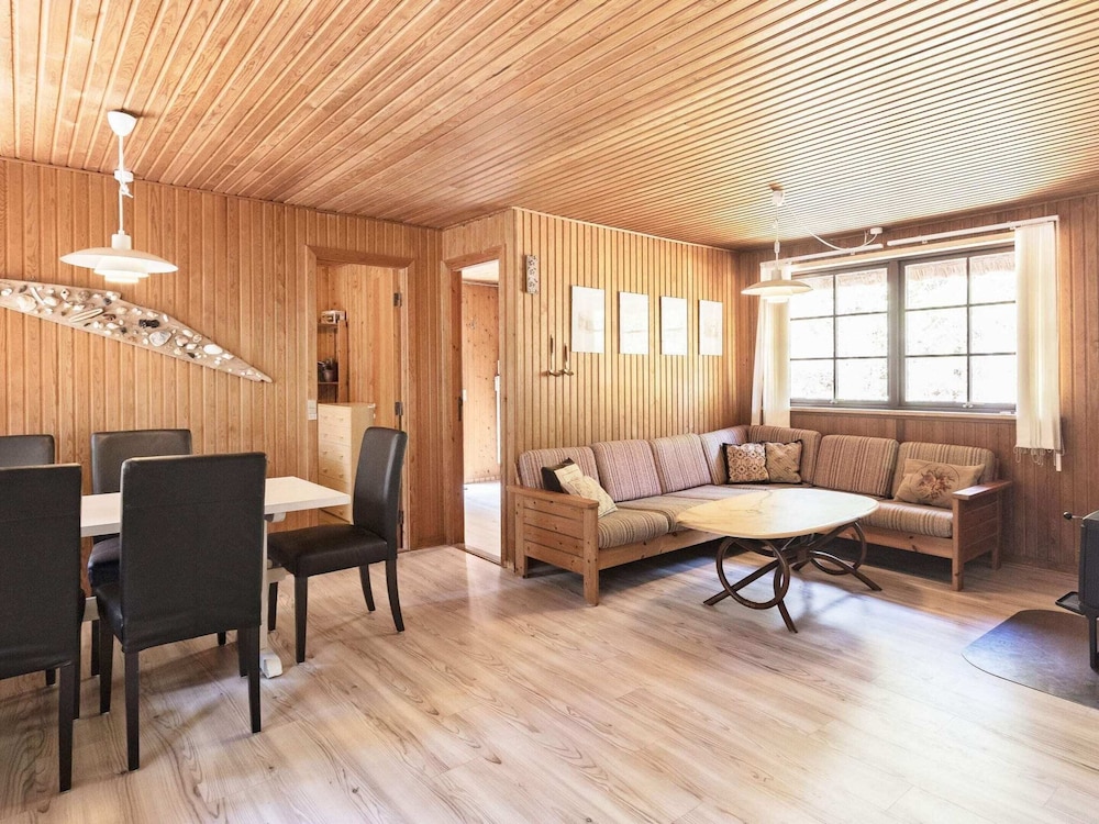 6 Person Holiday Home in Blavand view 3
