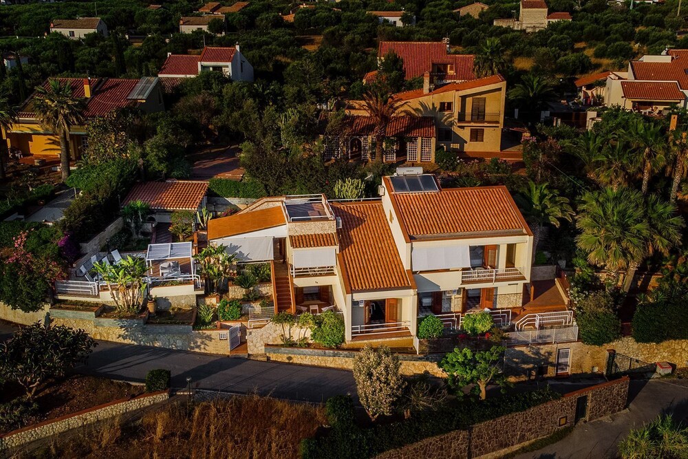 Photo 32