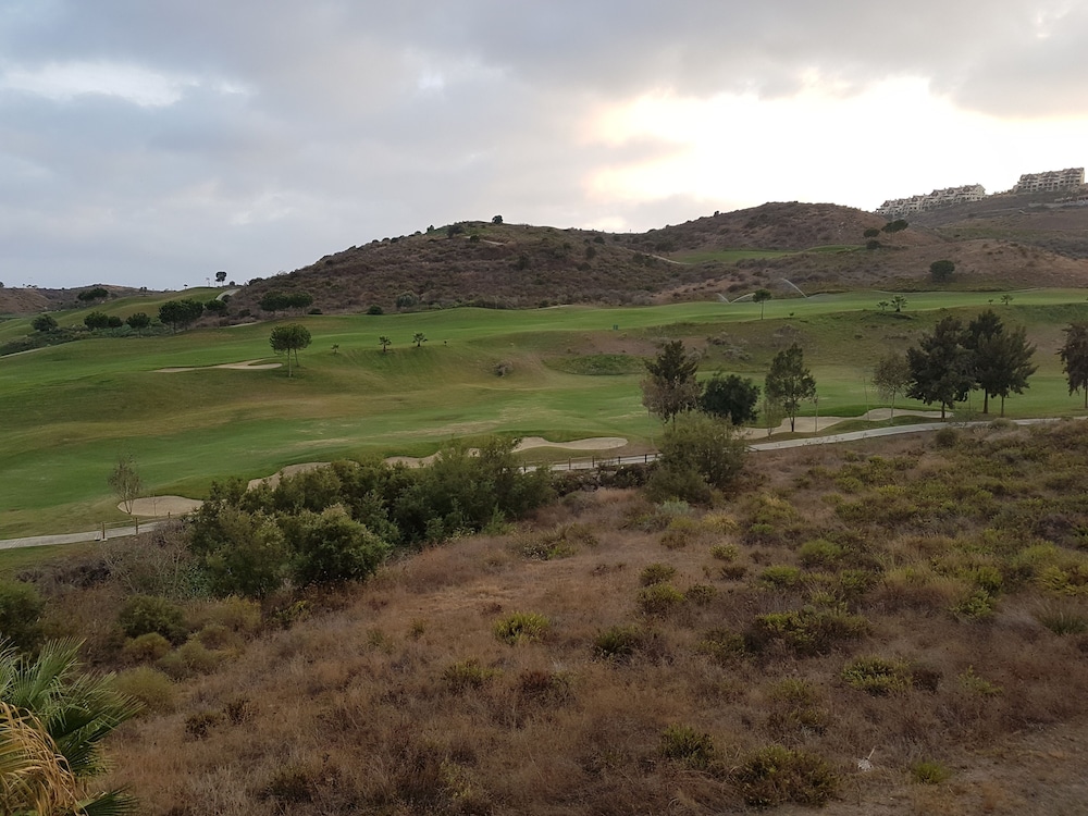 CT 101  - Calanova Golf