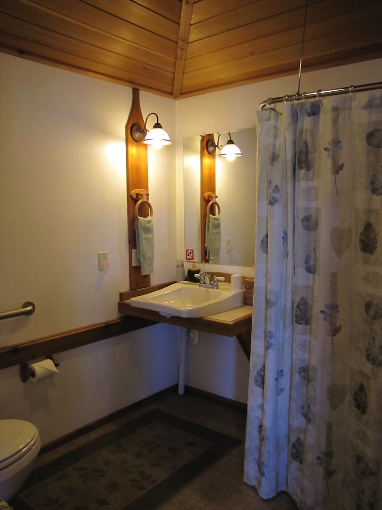 Angels Rest on Resurrection Bay LLC