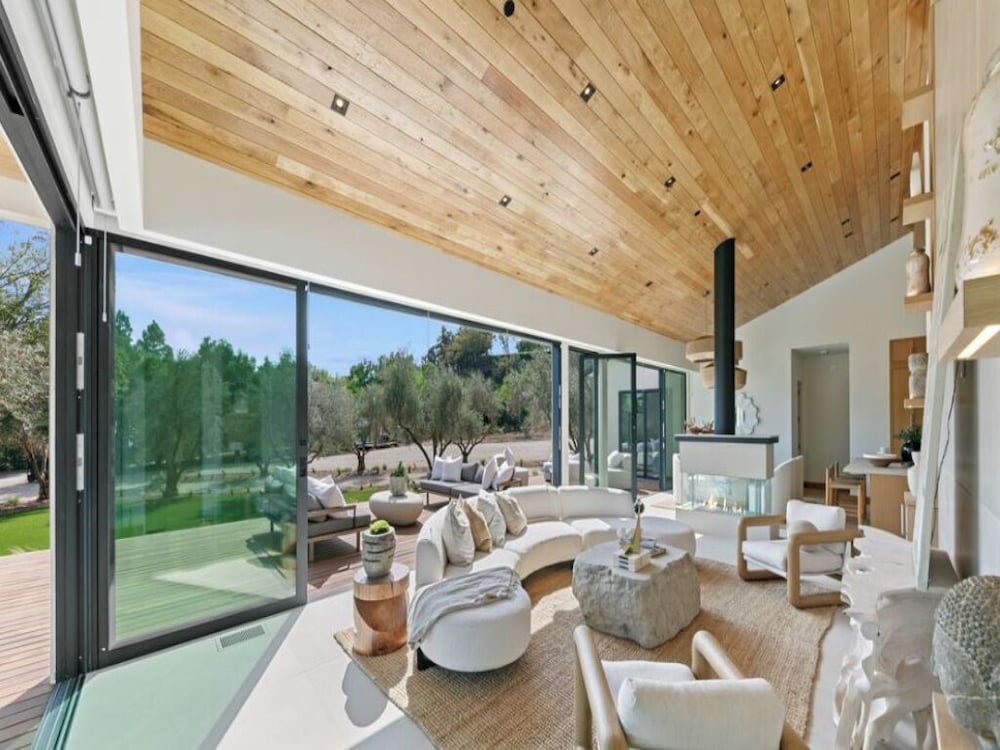 Lechusa - Secluded Creative Compound: Luxury 2-acre Estate w/ Studio & Pool