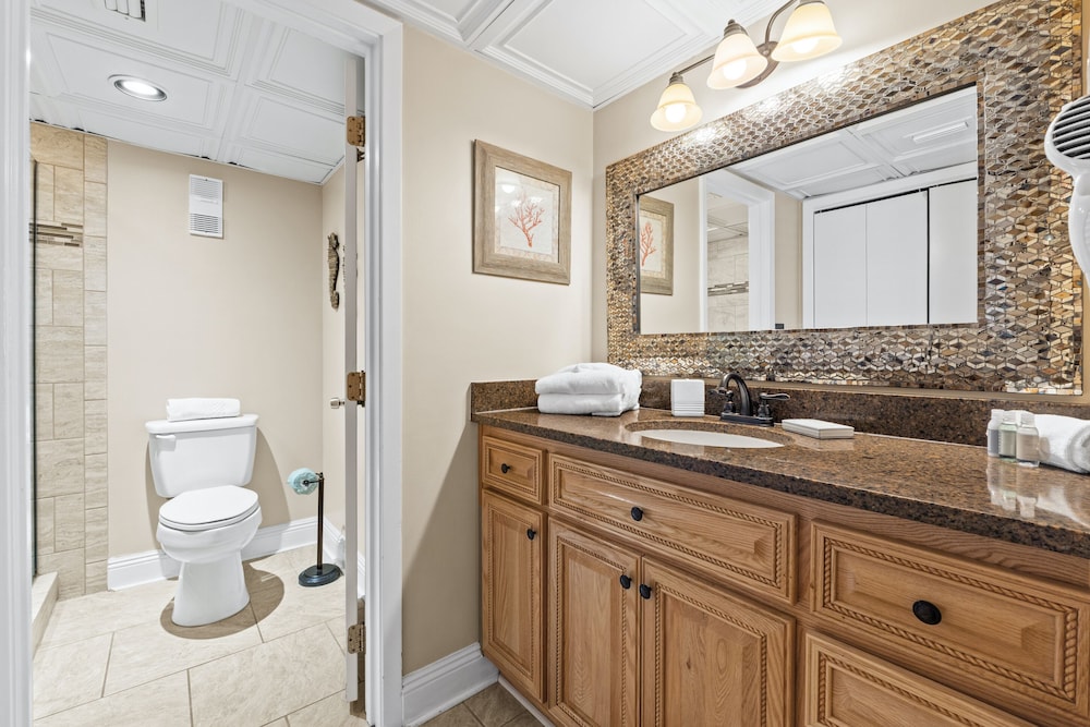 Edgewater Beach & Golf Resort by Panhandle Getaways