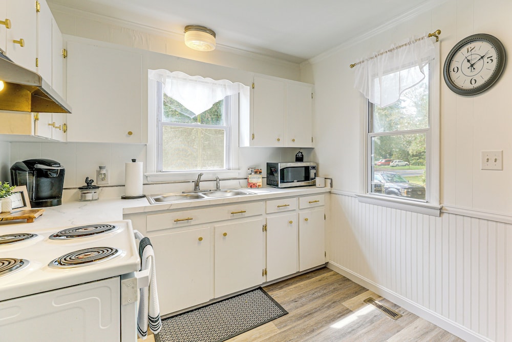 Dog-friendly Retreat Near Delaware Bay
