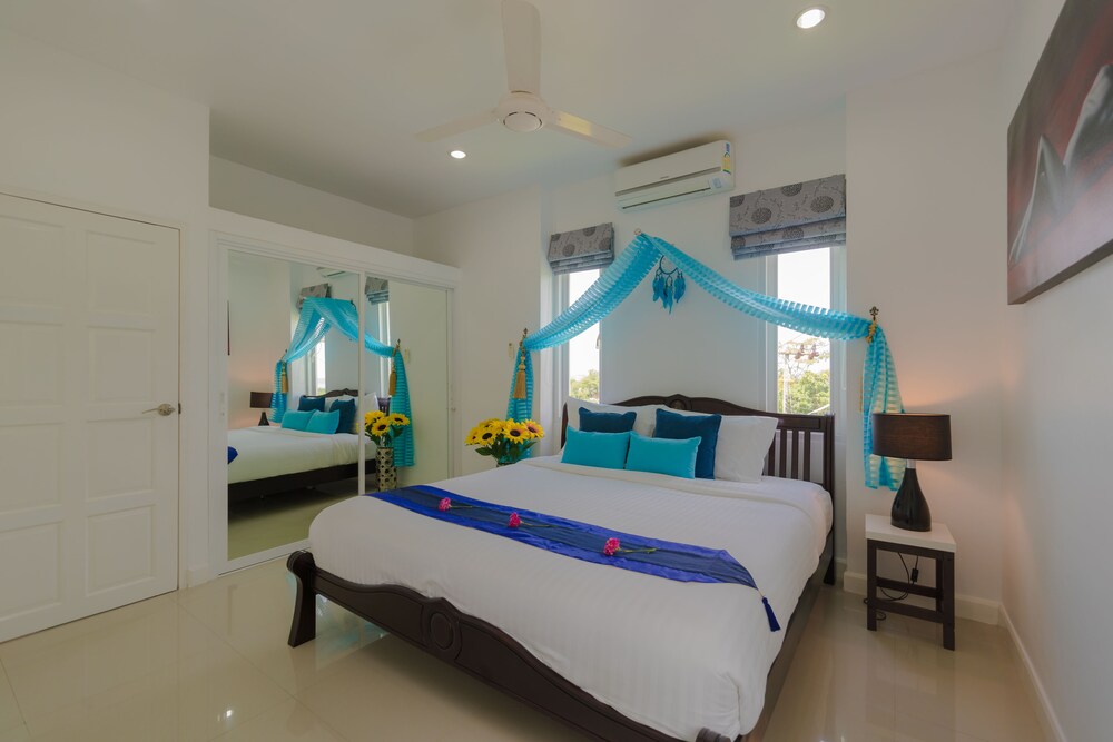 Private Pool Villa for Family & Friends