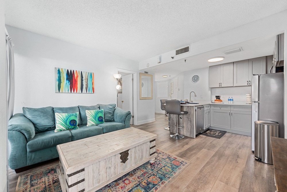 The Enclave Hotel and Suites
