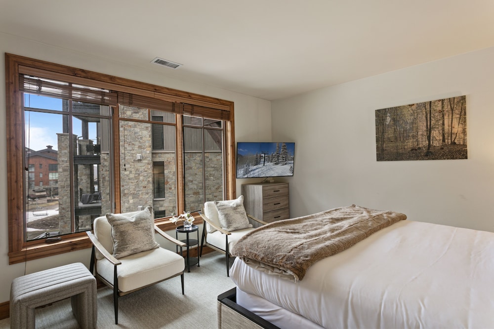 106 - Three Bedroom Shooting Star 3 Condo