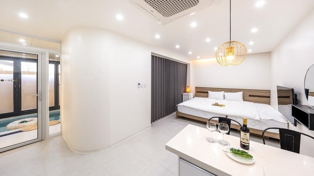 hotel room
