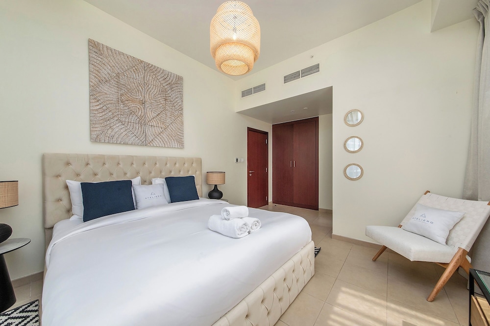 Excellent 1bdr at Bahar 6