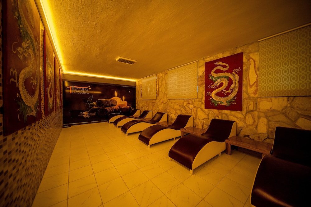 Tiana Beach Tatil Köyü - Her Şey Dahil - Image 26