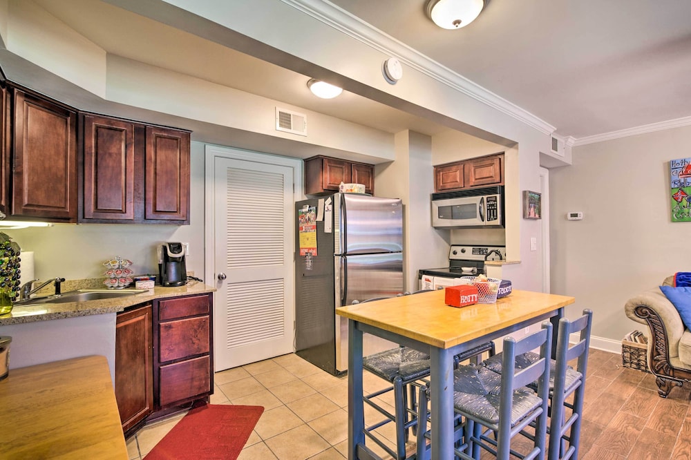Oxford Vacations - Oxford Condo  1 Mi to Ole Miss  The Grove! - Property Image 23