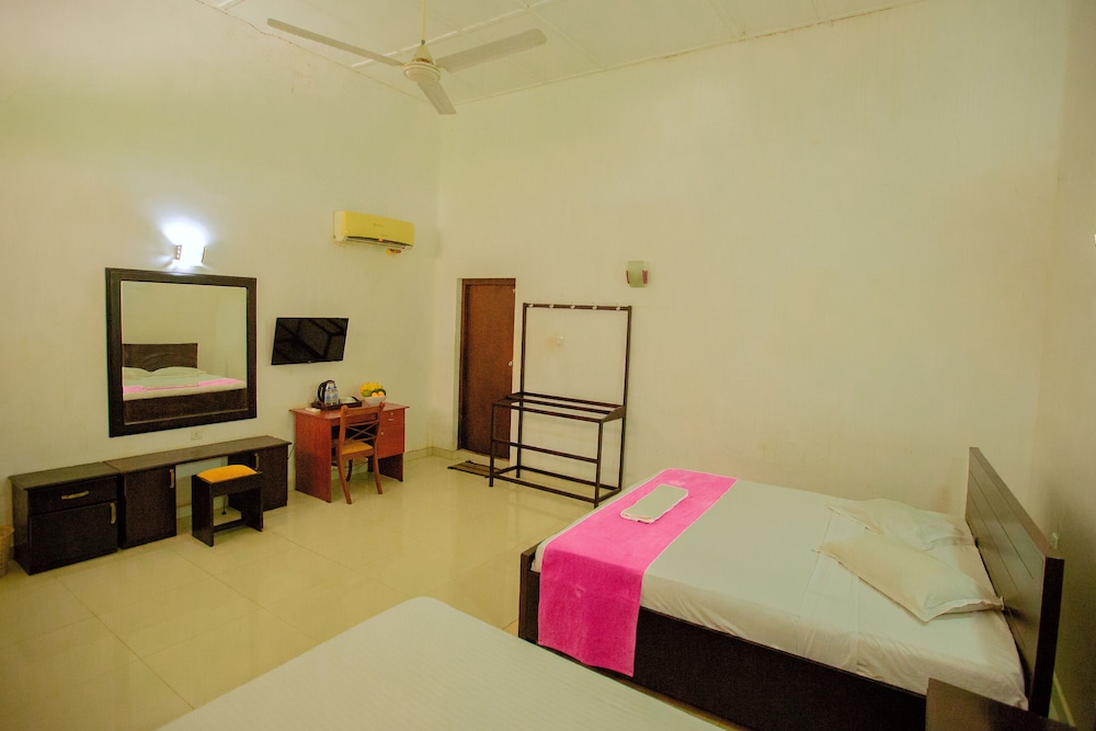Hambantota Rest House