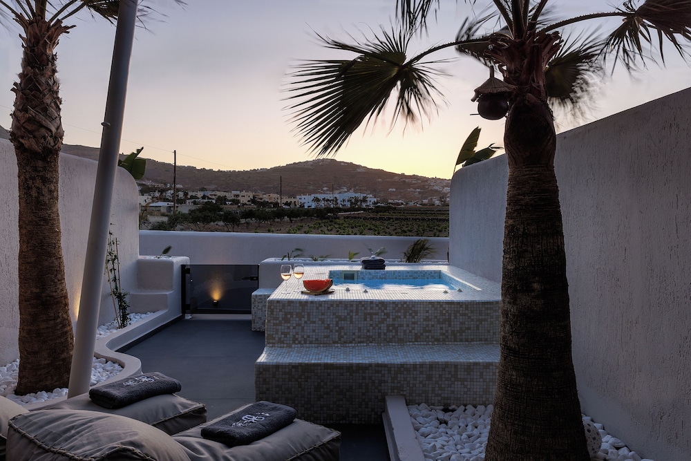 Aja Retreat Luxury Suites view 2