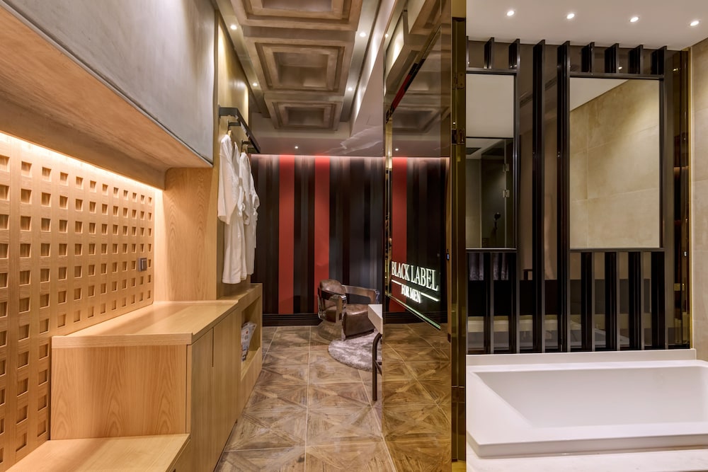 Hotel The Designers Kondae 56